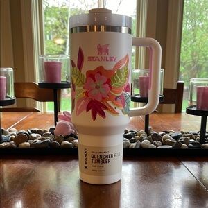 Stanley White and Pink Floral Thermos - Mother’s Day 40oz